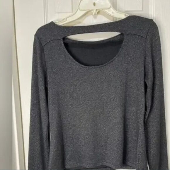 Metallic Keyhole Back Sweater Size XXS - Picture 4 of 4